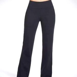 Black Sketchers Flaired yoga Pants